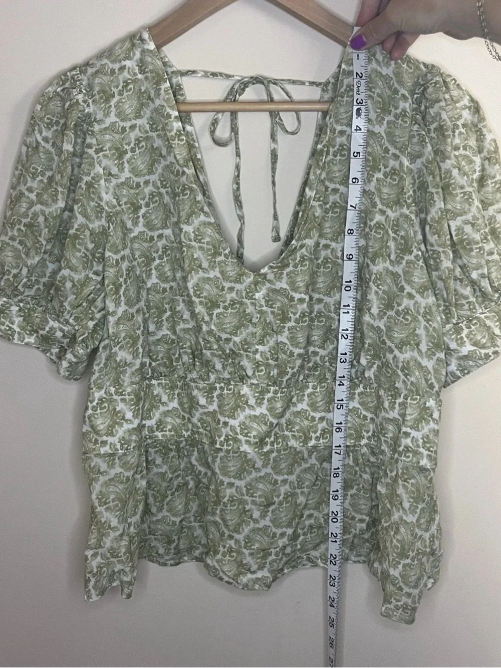J.Crew V-neck puff-sleeve top in ornate paisley Green White Tie Back Women’s 16